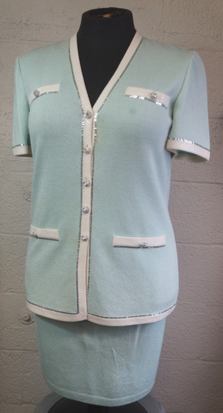 St John evening knit rhinestones embellished jacket skirt suit size 8/10
